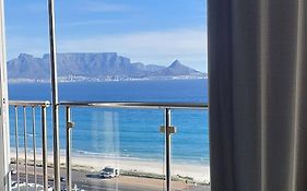 Infinity Beachfront 607 - Apartment Bloubergstrand Cape Town